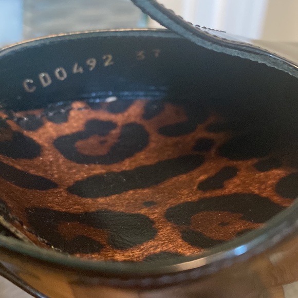 Black Patent Dolce & Gabbana Pump - Picture 6 of 9